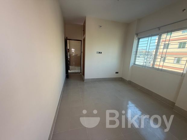 Ready For Living, South Facing Flat - Feature 2