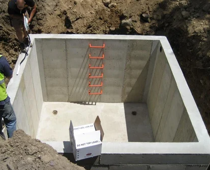 Underground Concrete Water Reservoir & Septic Tank