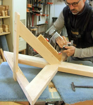 Expert Dining Table Joint Gluing